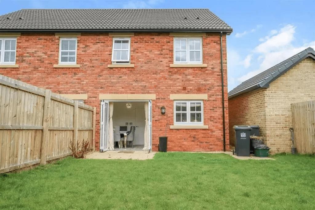 3 Bed Home In Peaceful Village Darlington Middleton One Row Luaran gambar